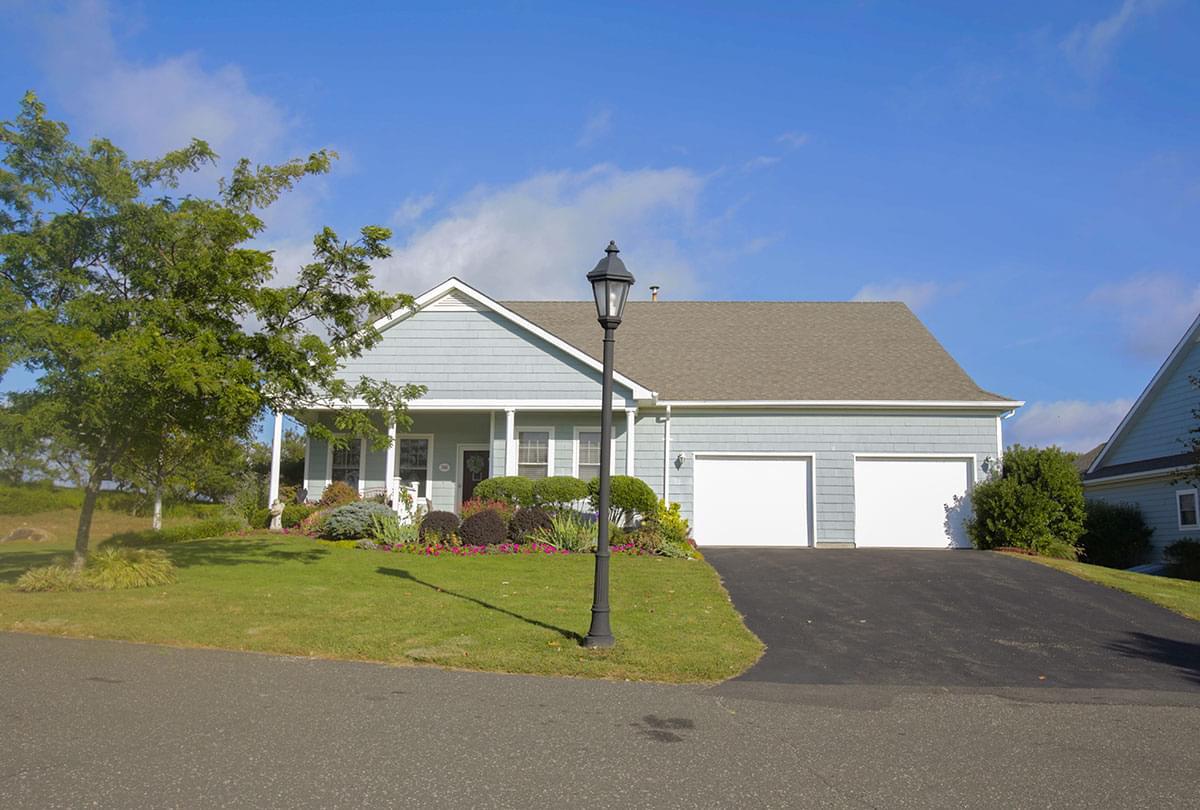 Peconic Landing Senior Living Community Assisted Living, Nursing Home